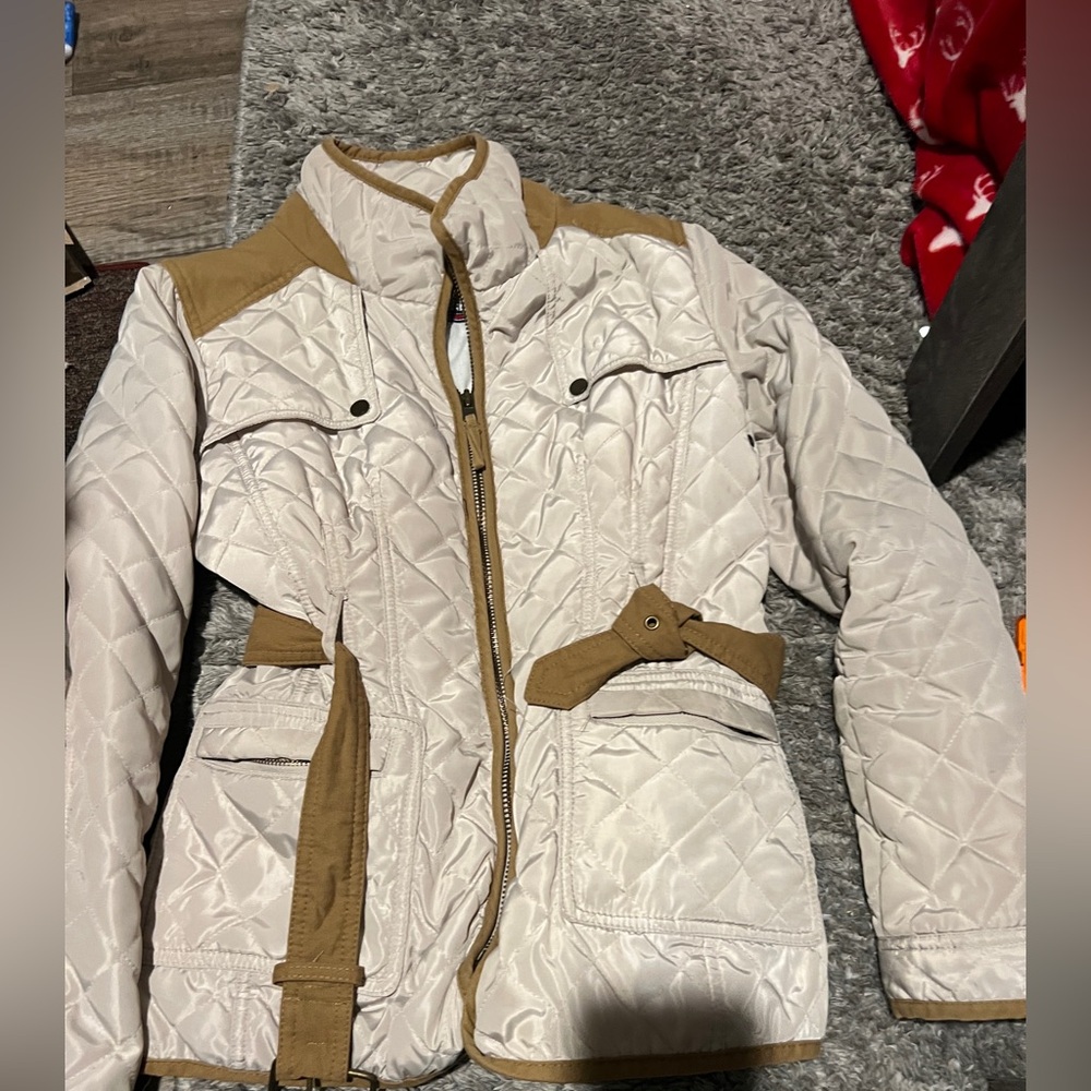Cremiux Women's Quilted Cream and‎ Tan Jacket